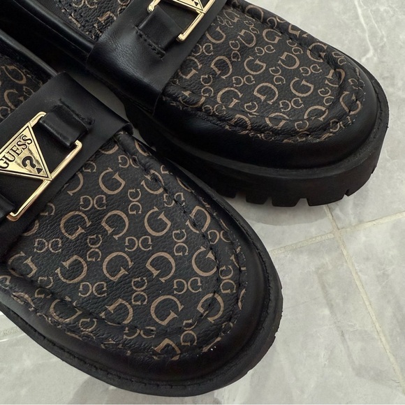 Women’s Guess Chunky Platform G Patterned Loafers Shoe Gold Buckle Size 8.5 - Picture 6 of 16